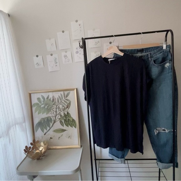 ｛Mango｝Brand New: MANGO,Testured Palazzo Tshirt, Navy blue,M size(Defective) - Picture 9 of 10